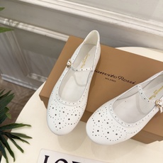 Gianvito Rossi|吉安维托·罗西 26𝐬𝐬 2026秋冬新品 GR雕花玛丽珍芭蕾舞鞋 火爆上新! 这鞋绝对 Gianvito Rossi|吉安维托·罗西 26𝐬𝐬 2026秋冬新品 GR雕花玛丽珍芭蕾舞鞋 火爆上新! 这鞋绝对