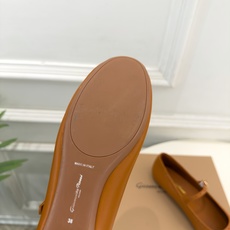 Gianvito Rossi|吉安维托·罗西 26𝐬𝐬 2026秋冬新品 GR雕花玛丽珍芭蕾舞鞋 火爆上新! 这鞋绝对 Gianvito Rossi|吉安维托·罗西 26𝐬𝐬 2026秋冬新品 GR雕花玛丽珍芭蕾舞鞋 火爆上新! 这鞋绝对