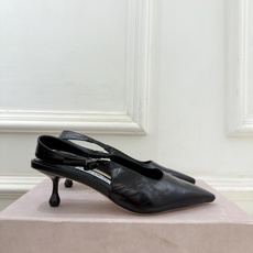 JimmyChoo 吉米周 26𝐬𝐬 ——— ✨ 2026秋冬新品 专柜最新JC尖头猫跟后空凉鞋 BS名媛气质 JimmyChoo 吉米周 26𝐬𝐬 ——— ✨ 2026秋冬新品 专柜最新JC尖头猫跟后空凉鞋 BS名媛气质