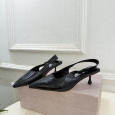 JimmyChoo 吉米周 26𝐬𝐬 ——— ✨ 2026秋冬新品 专柜最新JC尖头猫跟后空凉鞋 BS名媛气质 JimmyChoo 吉米周 26𝐬𝐬 ——— ✨ 2026秋冬新品 专柜最新JC尖头猫跟后空凉鞋 BS名媛气质