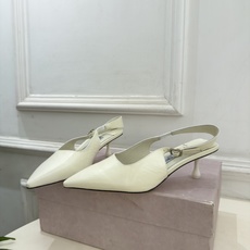 JimmyChoo 吉米周 26𝐬𝐬 ——— ✨ 2026秋冬新品 专柜最新JC尖头猫跟后空凉鞋 BS名媛气质 JimmyChoo 吉米周 26𝐬𝐬 ——— ✨ 2026秋冬新品 专柜最新JC尖头猫跟后空凉鞋 BS名媛气质