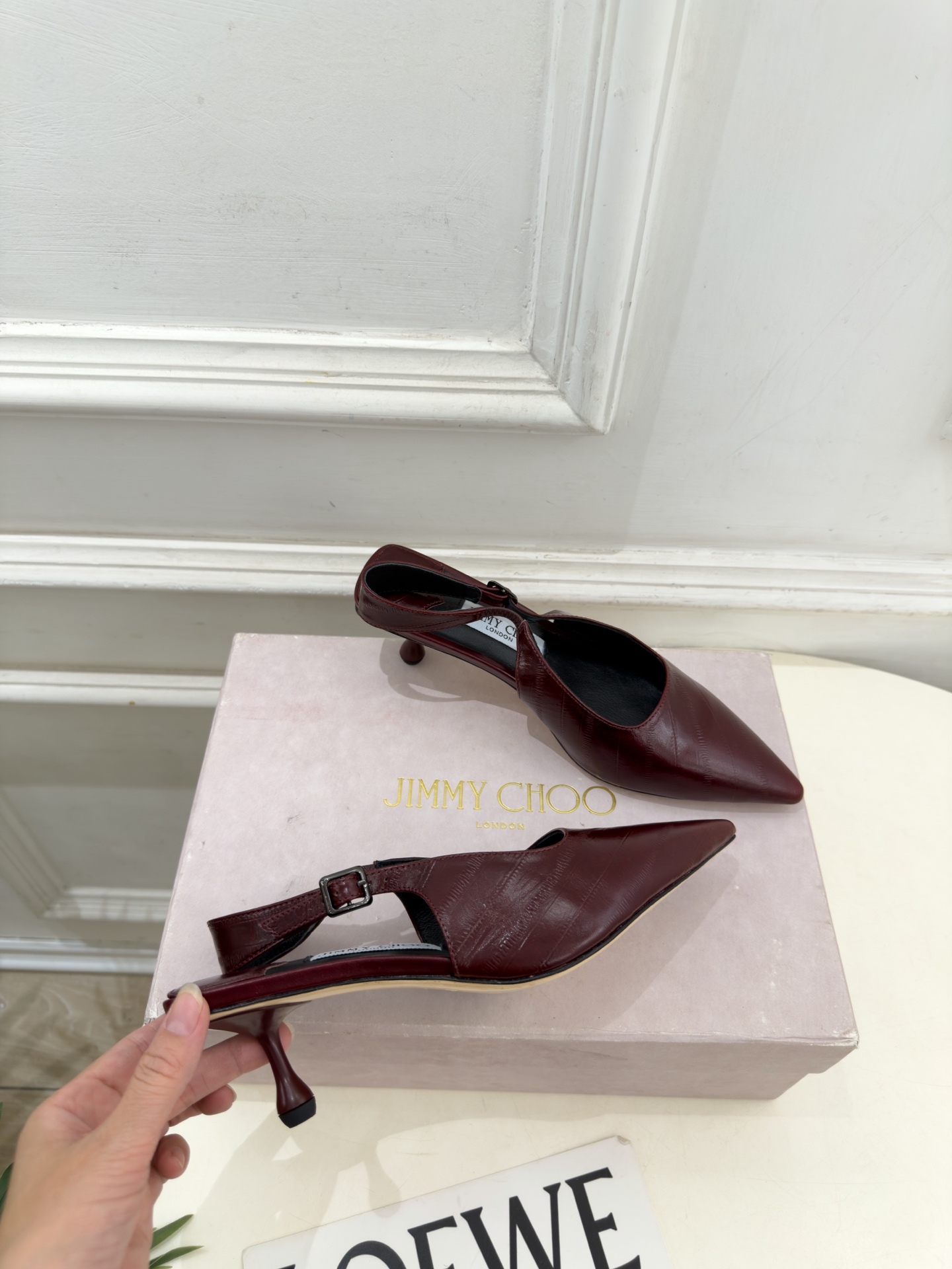 JimmyChoo 吉米周 26𝐬𝐬 ——— ✨ 2026秋冬新品 专柜最新JC尖头猫跟后空凉鞋 BS名媛气质 JimmyChoo 吉米周 26𝐬𝐬 ——— ✨ 2026秋冬新品 专柜最新JC尖头猫跟后空凉鞋 BS名媛气质