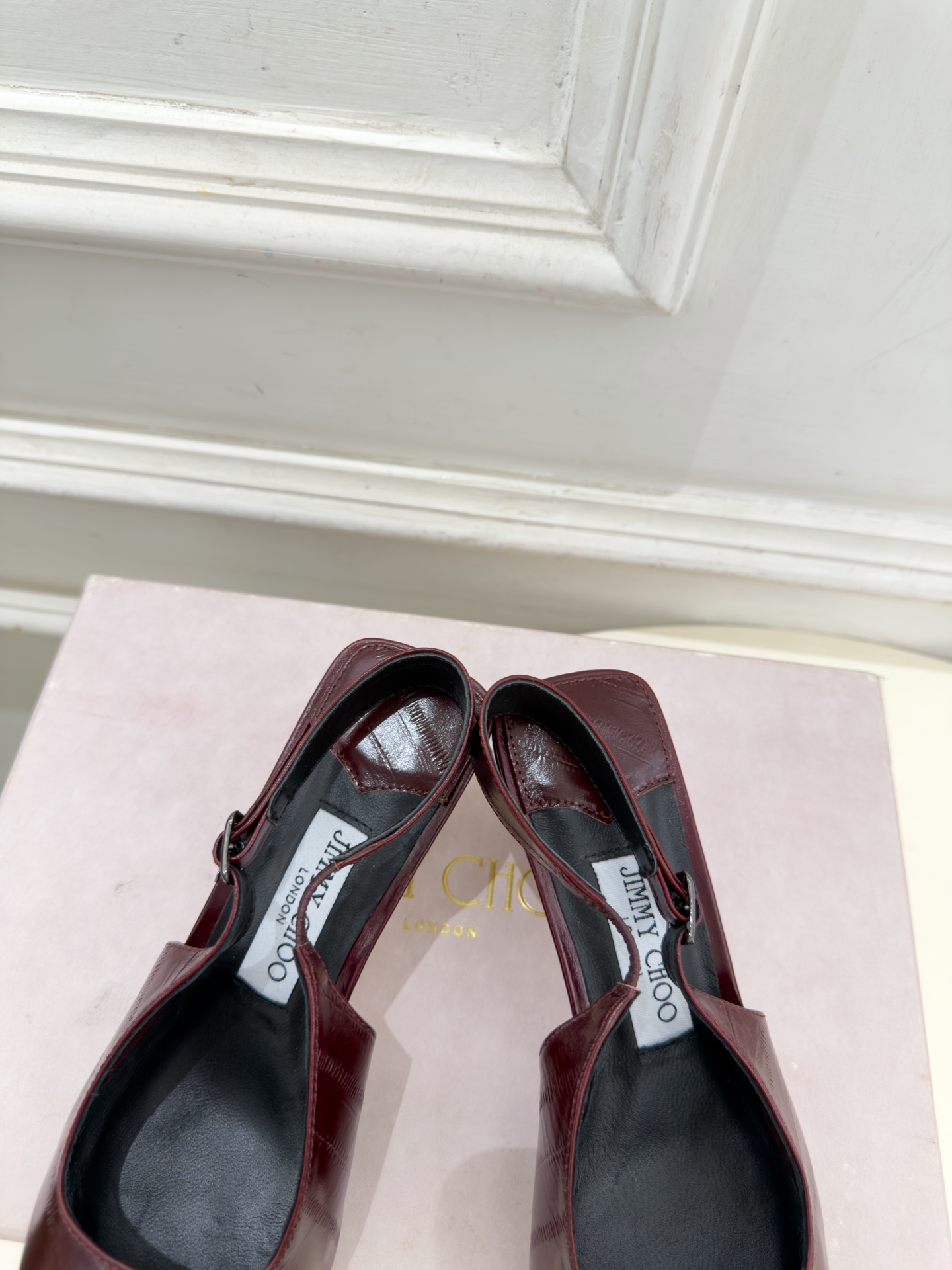 JimmyChoo 吉米周 26𝐬𝐬 ——— ✨ 2026秋冬新品 专柜最新JC尖头猫跟后空凉鞋 BS名媛气质 JimmyChoo 吉米周 26𝐬𝐬 ——— ✨ 2026秋冬新品 专柜最新JC尖头猫跟后空凉鞋 BS名媛气质