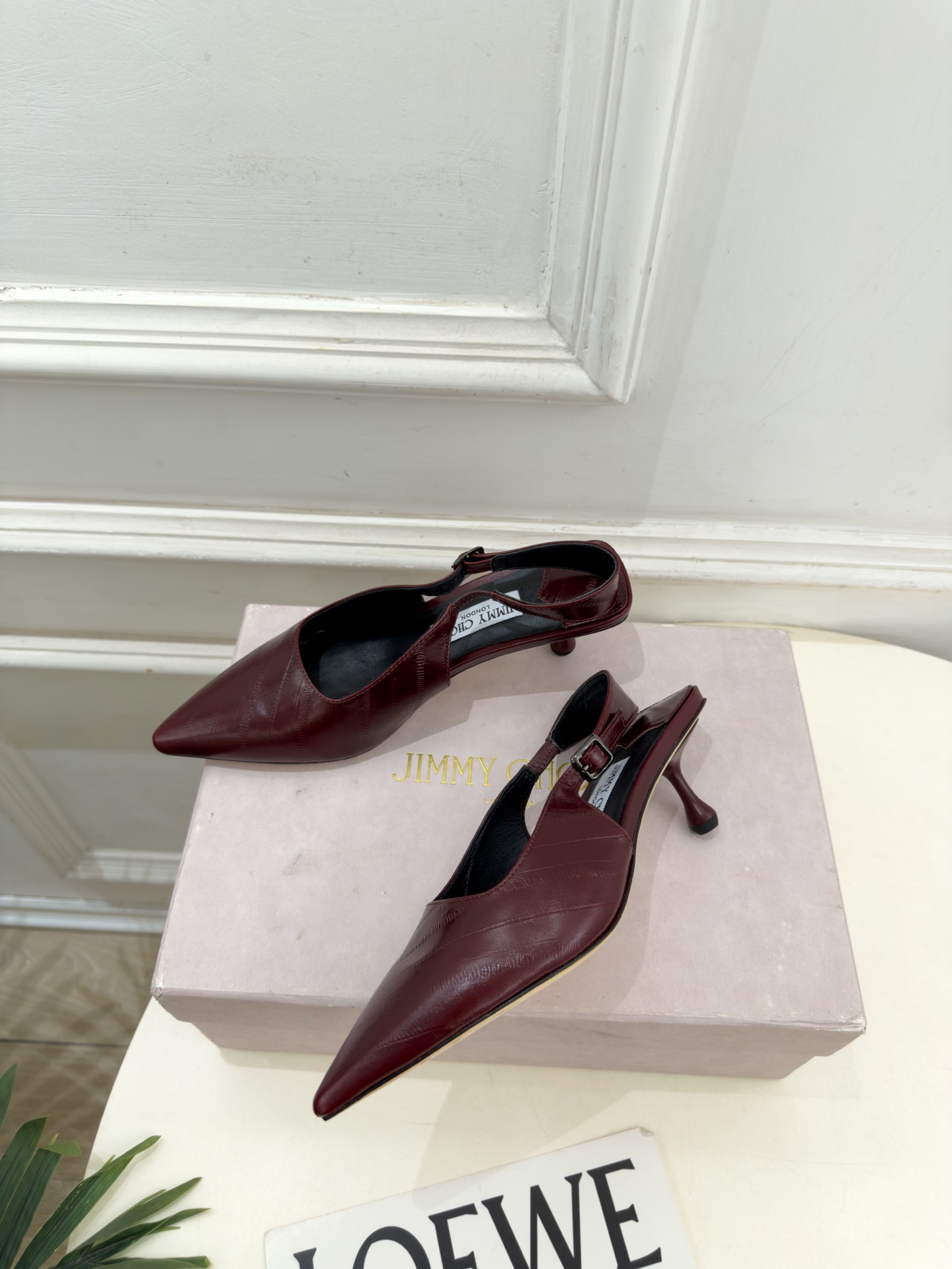 JimmyChoo 吉米周 26𝐬𝐬 ——— ✨ 2026秋冬新品 专柜最新JC尖头猫跟后空凉鞋 BS名媛气质 JimmyChoo 吉米周 26𝐬𝐬 ——— ✨ 2026秋冬新品 专柜最新JC尖头猫跟后空凉鞋 BS名媛气质
