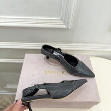 JimmyChoo 吉米周 26𝐬𝐬 ——— ✨ 2026秋冬新品 专柜最新JC尖头雕花后空猫跟凉鞋 BS名 JimmyChoo 吉米周 26𝐬𝐬 ——— ✨ 2026秋冬新品 专柜最新JC尖头雕花后空猫跟凉鞋 BS名