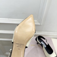 JimmyChoo 吉米周 26𝐬𝐬 ——— ✨ 2026秋冬新品 专柜最新JC尖头雕花后空猫跟凉鞋 BS名 JimmyChoo 吉米周 26𝐬𝐬 ——— ✨ 2026秋冬新品 专柜最新JC尖头雕花后空猫跟凉鞋 BS名