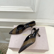 JimmyChoo 吉米周 26𝐬𝐬 ——— ✨ 2026秋冬新品 专柜最新JC尖头猫跟后空凉鞋 BS名媛气质 JimmyChoo 吉米周 26𝐬𝐬 ——— ✨ 2026秋冬新品 专柜最新JC尖头猫跟后空凉鞋 BS名媛气质