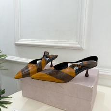 JimmyChoo 吉米周 26𝐬𝐬 ——— ✨ 2026秋冬新品 专柜最新JC尖头猫跟后空凉鞋 BS名媛气质 JimmyChoo 吉米周 26𝐬𝐬 ——— ✨ 2026秋冬新品 专柜最新JC尖头猫跟后空凉鞋 BS名媛气质