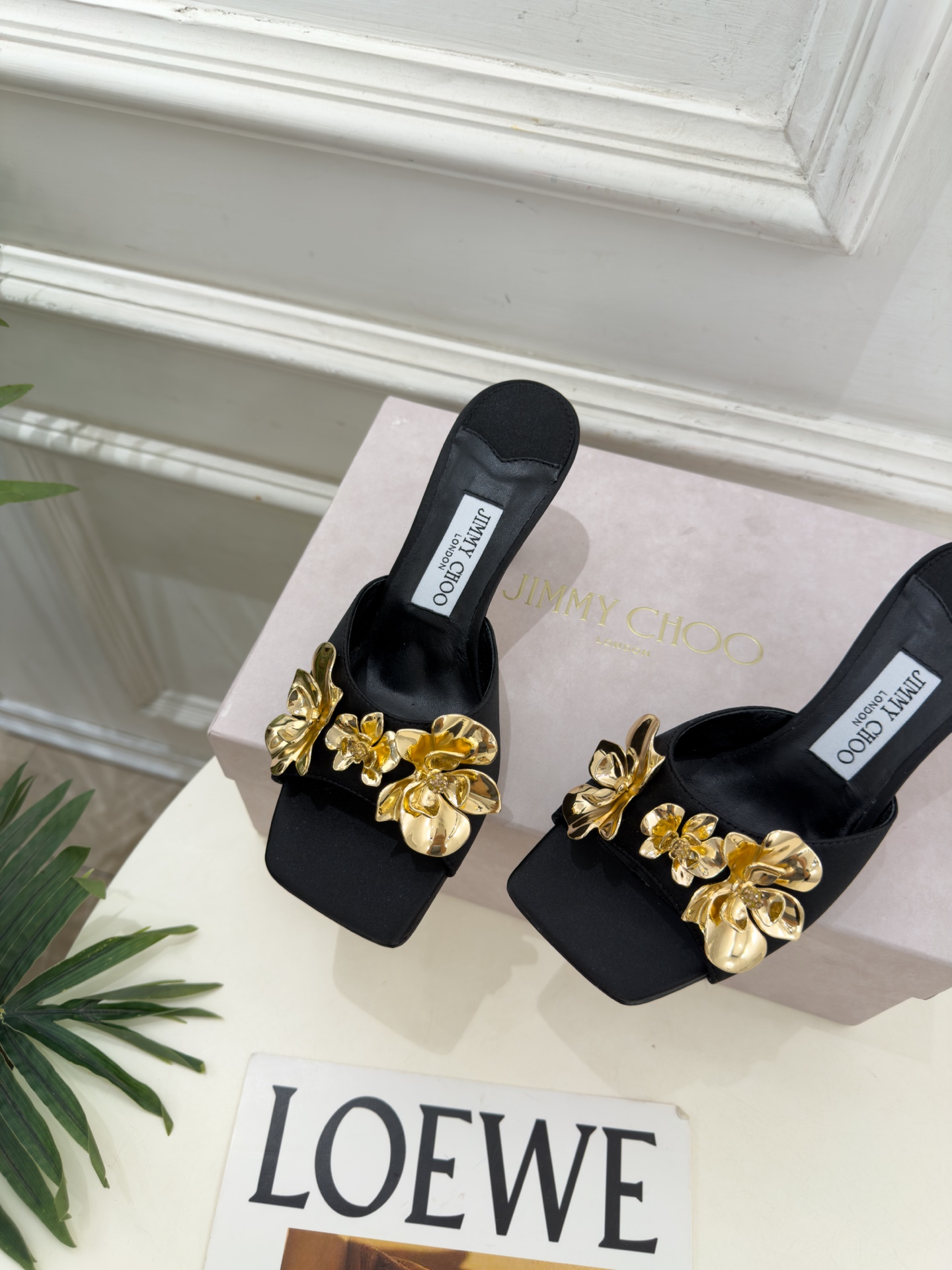 JimmyChoo 吉米周 26𝐬𝐬 ——— ✨ 2026秋冬新品 专柜最新JC金属花朵方头高跟拖鞋 BS名媛 JimmyChoo 吉米周 26𝐬𝐬 ——— ✨ 2026秋冬新品 专柜最新JC金属花朵方头高跟拖鞋 BS名媛