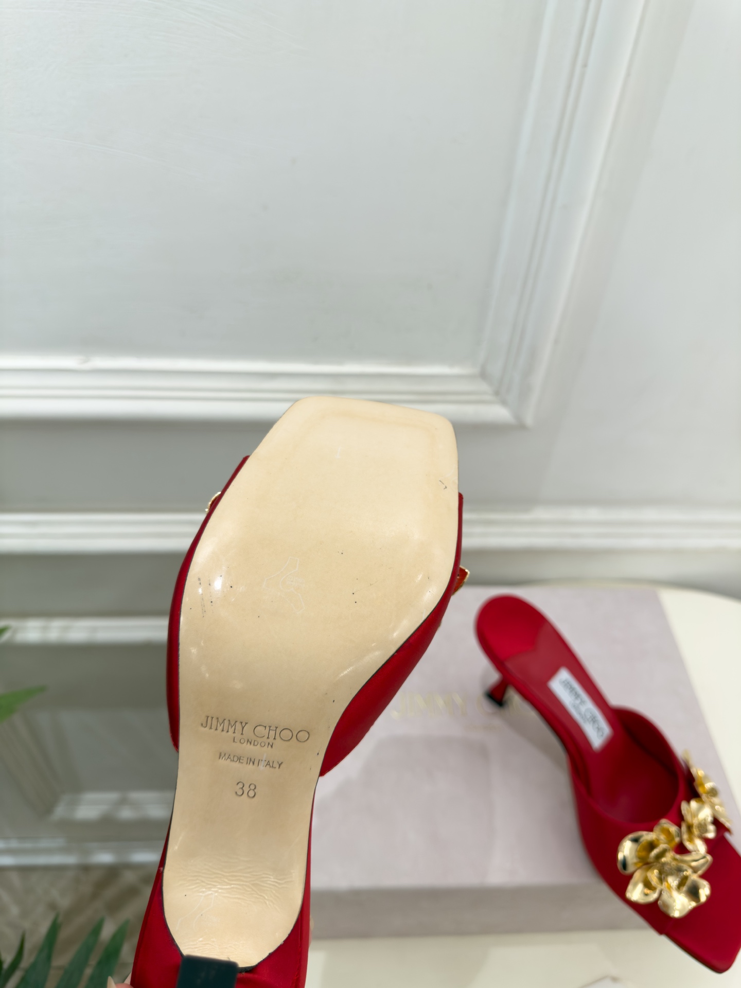 JimmyChoo 吉米周 26𝐬𝐬 ——— ✨ 2026秋冬新品 专柜最新JC金属花朵方头高跟拖鞋 BS名媛 JimmyChoo 吉米周 26𝐬𝐬 ——— ✨ 2026秋冬新品 专柜最新JC金属花朵方头高跟拖鞋 BS名媛