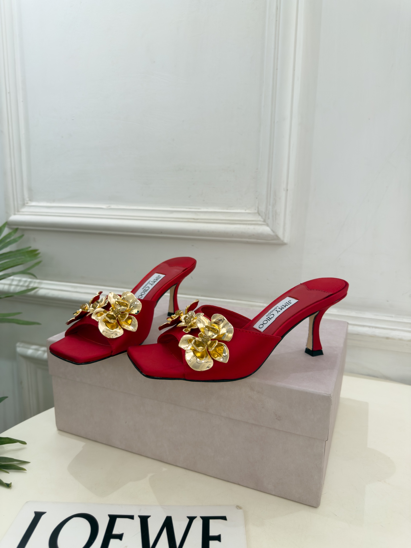 JimmyChoo 吉米周 26𝐬𝐬 ——— ✨ 2026秋冬新品 专柜最新JC金属花朵方头高跟拖鞋 BS名媛 JimmyChoo 吉米周 26𝐬𝐬 ——— ✨ 2026秋冬新品 专柜最新JC金属花朵方头高跟拖鞋 BS名媛