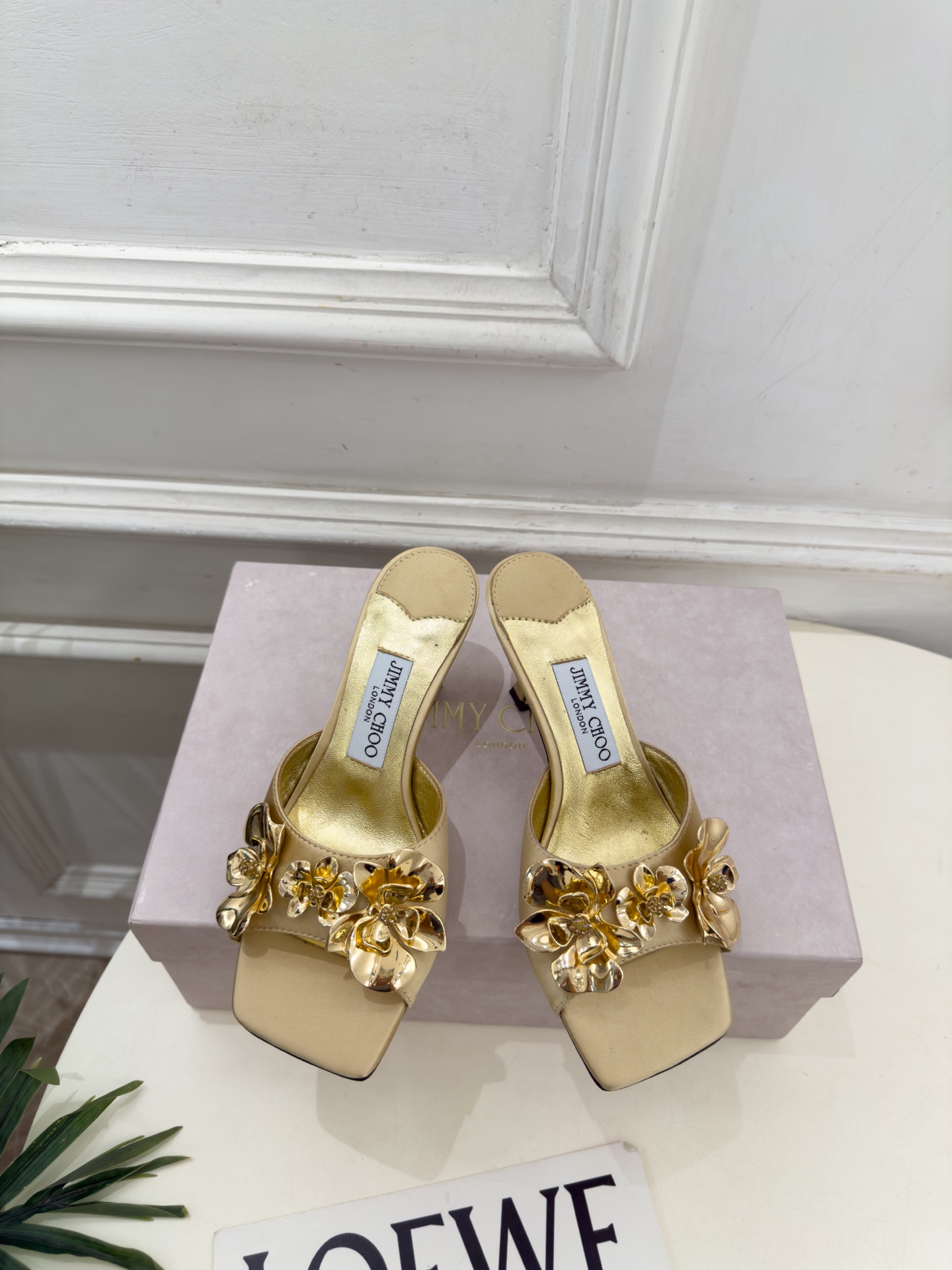JimmyChoo 吉米周 26𝐬𝐬 ———      ✨ 2026秋冬新品 专柜最新JC金属花朵方头高跟拖鞋 BS名媛