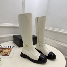 𝐂𝐇𝐀𝐍𝐄𝐋 | 小香 26𝐬𝐬 🦋2026 秋冬新品 专柜经典走秀款 小香双C书包扣厚短靴 长靴系列上新〰 🍬 BS 𝐂𝐇𝐀𝐍𝐄𝐋 | 小香 26𝐬𝐬 🦋2026 秋冬新品 专柜经典走秀款 小香双C书包扣厚短靴 长靴系列上新〰 🍬 BS