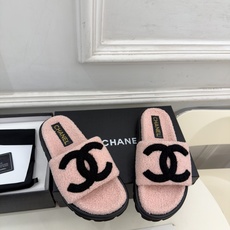 𝐂𝐇𝐀𝐍𝐄𝐋 | 小香 26𝐬𝐬 🦋2026 秋冬新品 专柜经典走秀款 小香大双C厚底毛毛拖 系列上新〰 🍬 BS 𝐂𝐇𝐀𝐍𝐄𝐋 | 小香 26𝐬𝐬 🦋2026 秋冬新品 专柜经典走秀款 小香大双C厚底毛毛拖 系列上新〰 🍬 BS