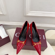 Gucci | 古驰 26𝐬𝐬 ⭐️ G家 主打系列终于面世,狠货值得期待!原有的经典 创造新设计 ✨ ❥2026 Gucci | 古驰 26𝐬𝐬 ⭐️ G家 主打系列终于面世,狠货值得期待!原有的经典 创造新设计 ✨ ❥2026