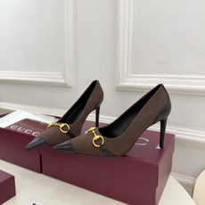 Gucci | 古驰 26𝐬𝐬 ⭐️ G家 主打系列终于面世,狠货值得期待!原有的经典 创造新设计 ✨ ❥2026 Gucci | 古驰 26𝐬𝐬 ⭐️ G家 主打系列终于面世,狠货值得期待!原有的经典 创造新设计 ✨ ❥2026