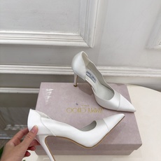 JimmyChoo 吉米周 26𝐬𝐬 ——— ✨ 2026秋冬新品 专柜最新 JC真丝缎面尖头内空高跟鞋 B JimmyChoo 吉米周 26𝐬𝐬 ——— ✨ 2026秋冬新品 专柜最新 JC真丝缎面尖头内空高跟鞋 B