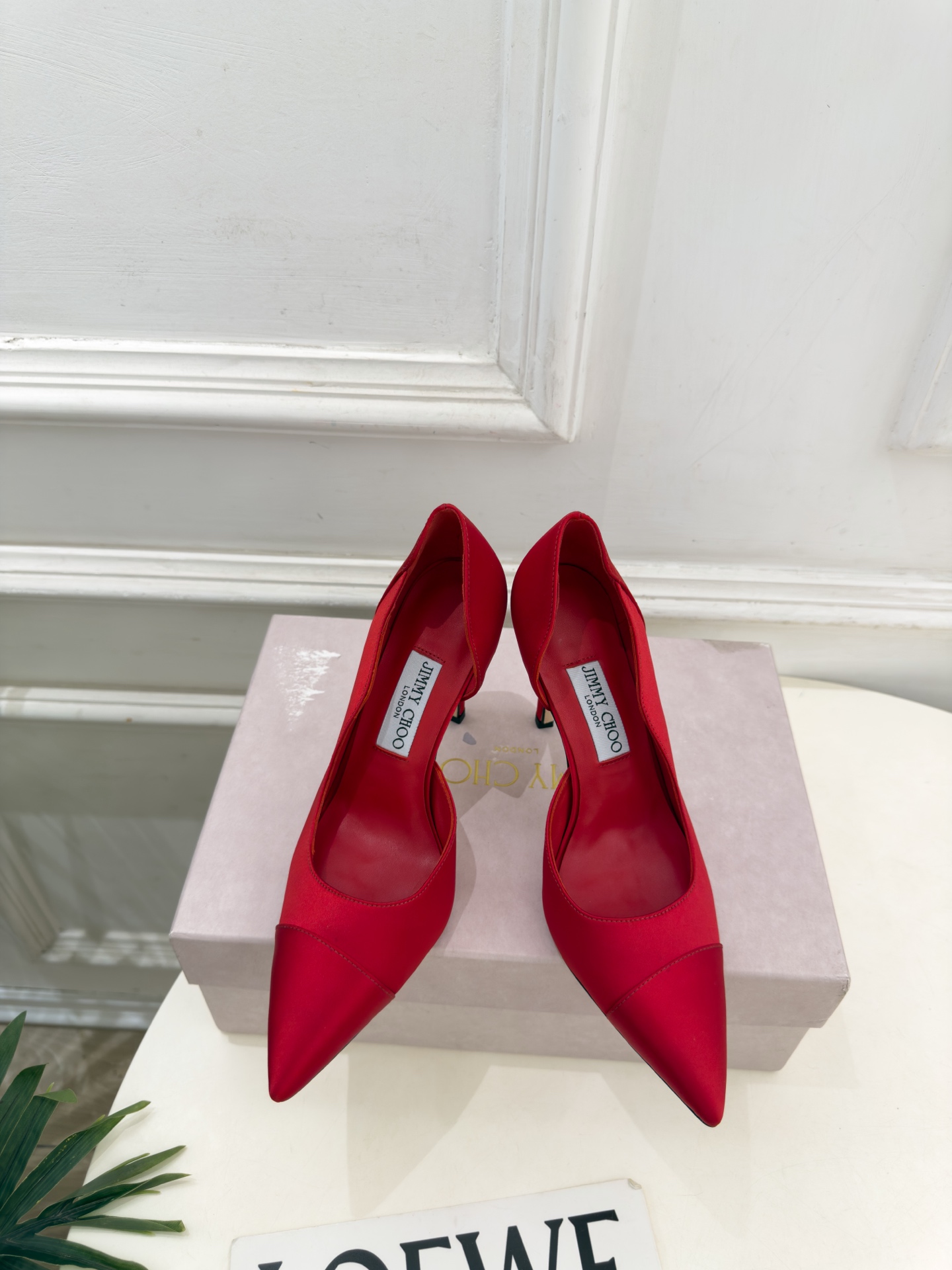 JimmyChoo 吉米周 26𝐬𝐬 ———      ✨ 2026秋冬新品 专柜最新 JC真丝缎面尖头内空高跟鞋  B