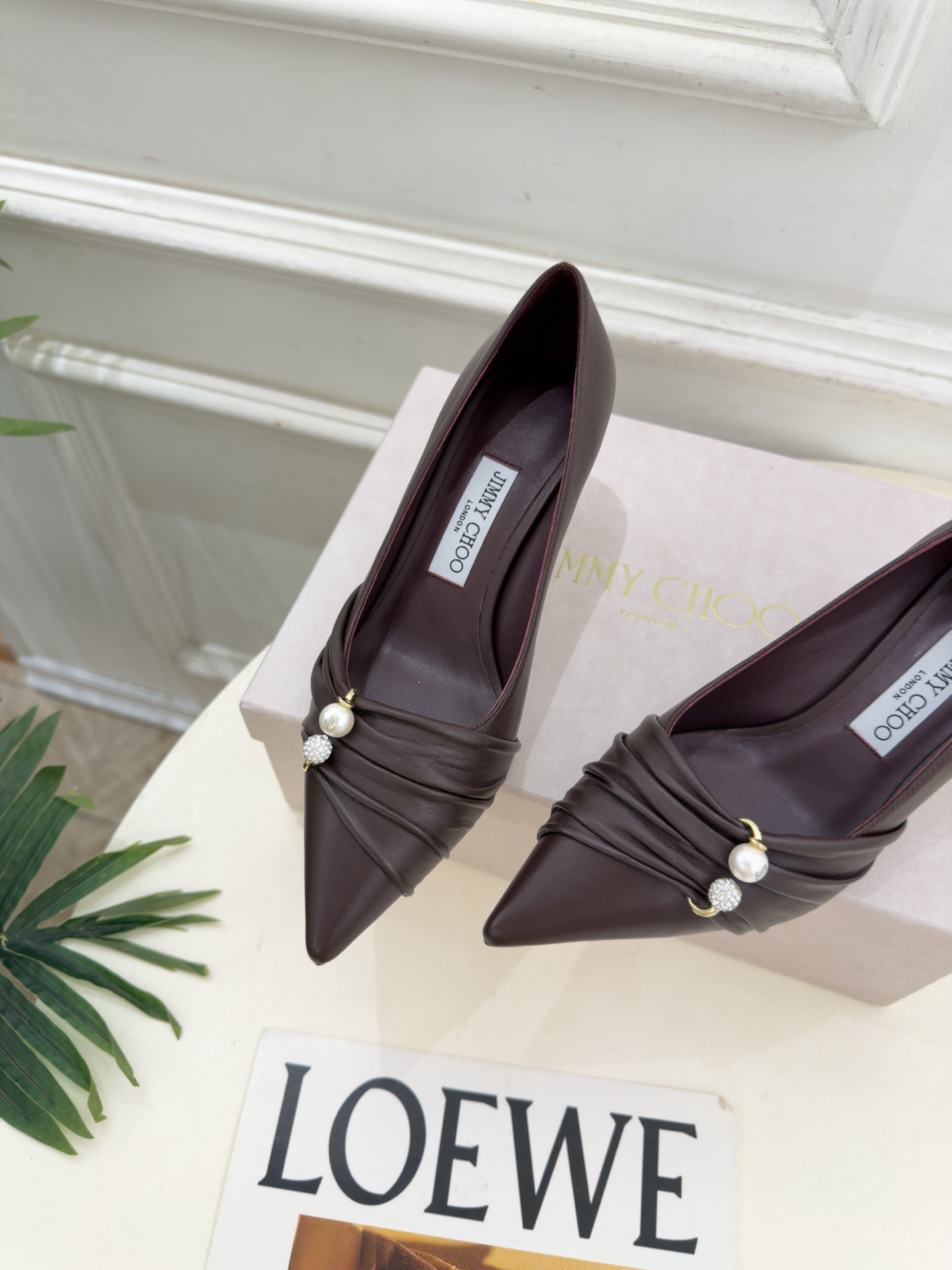 JimmyChoo 吉米周 26𝐬𝐬 ———      ✨ 2026秋冬新品 专柜最新JC珍珠水钻褶皱尖头高跟鞋  BS