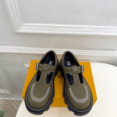 LV | 路易威登 26𝐬𝐬 🧡💚2026秋冬新品 顶级版本⚠️ 专柜主打最新款LV CHECKER情侣款厚底玛丽 LV | 路易威登 26𝐬𝐬 🧡💚2026秋冬新品 顶级版本⚠️ 专柜主打最新款LV CHECKER情侣款厚底玛丽