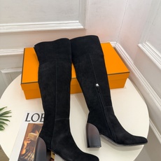 🐎𝐇𝐄𝐑𝐌𝐄* 爱玛仕 26𝐬𝐬 🌈H家专柜新款 2026秋冬新品 极简复古侧拉链粗跟过膝长靴 系列〰 ◽鞋面:原版特 🐎𝐇𝐄𝐑𝐌𝐄* 爱玛仕 26𝐬𝐬 🌈H家专柜新款 2026秋冬新品 极简复古侧拉链粗跟过膝长靴 系列〰 ◽鞋面:原版特