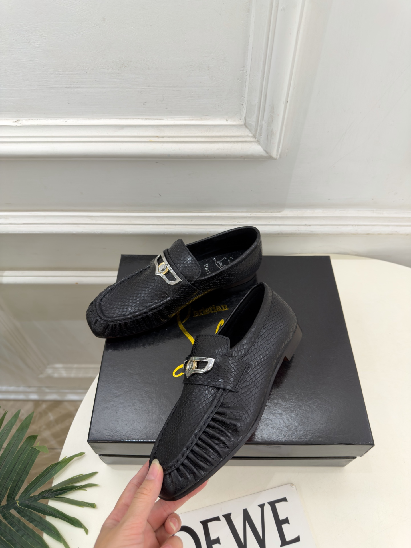Christian Louboutin路铂廷 26ss ✨ 2026秋冬新品 CL复古褶皱情侣款乐福鞋 小皮鞋系列，顶级