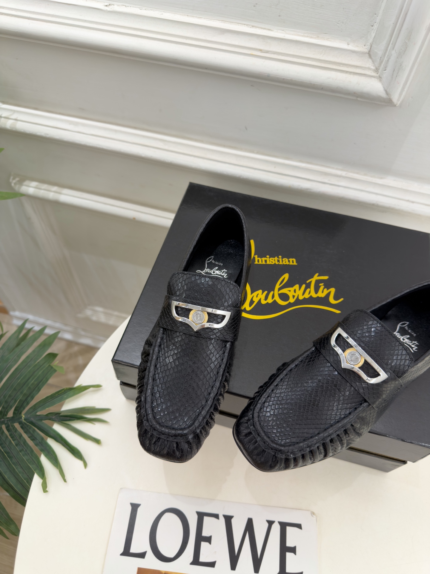 Christian Louboutin路铂廷 26ss ✨ 2026秋冬新品 CL复古褶皱情侣款乐福鞋 小皮鞋系列，顶级