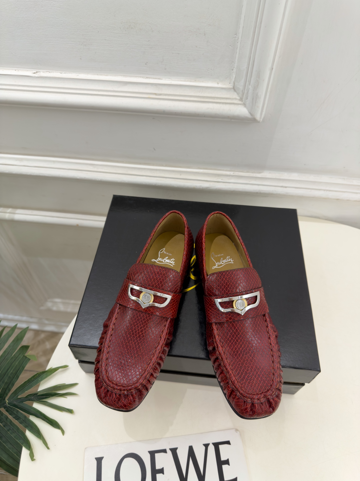 Christian Louboutin路铂廷 26ss ✨ 2026秋冬新品 CL复古褶皱情侣款乐福鞋 小皮鞋系列，顶级