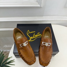 Christian Louboutin路铂廷 26ss ✨ 2026秋冬新品 CL复古褶皱情侣款乐福鞋 小皮鞋系列,顶级 Christian Louboutin路铂廷 26ss ✨ 2026秋冬新品 CL复古褶皱情侣款乐福鞋 小皮鞋系列,顶级