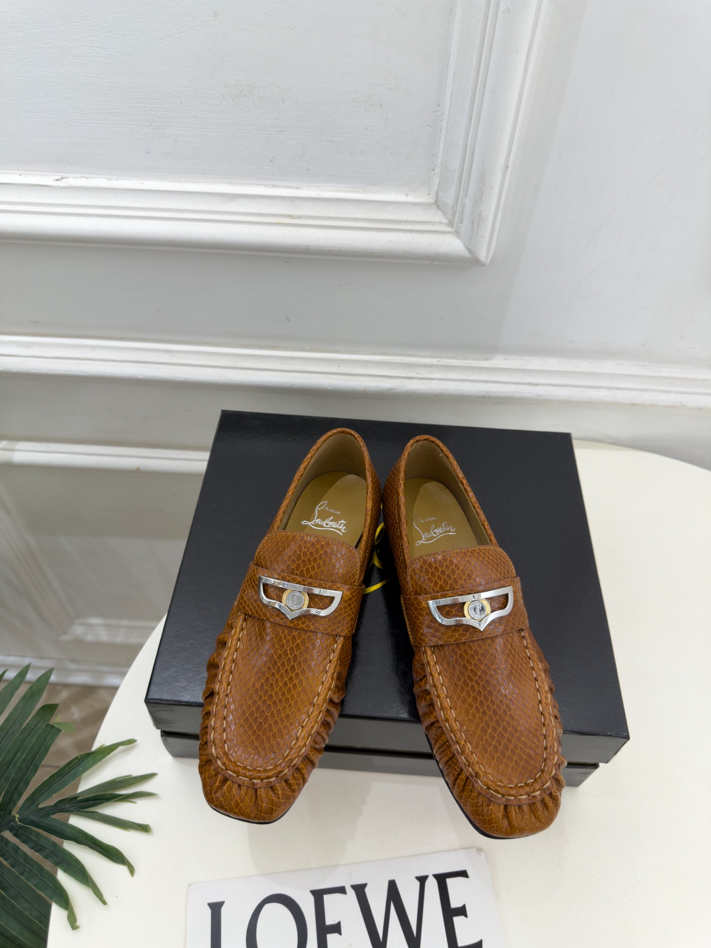 Christian Louboutin路铂廷 26ss ✨ 2026秋冬新品 CL复古褶皱情侣款乐福鞋 小皮鞋系列，顶级