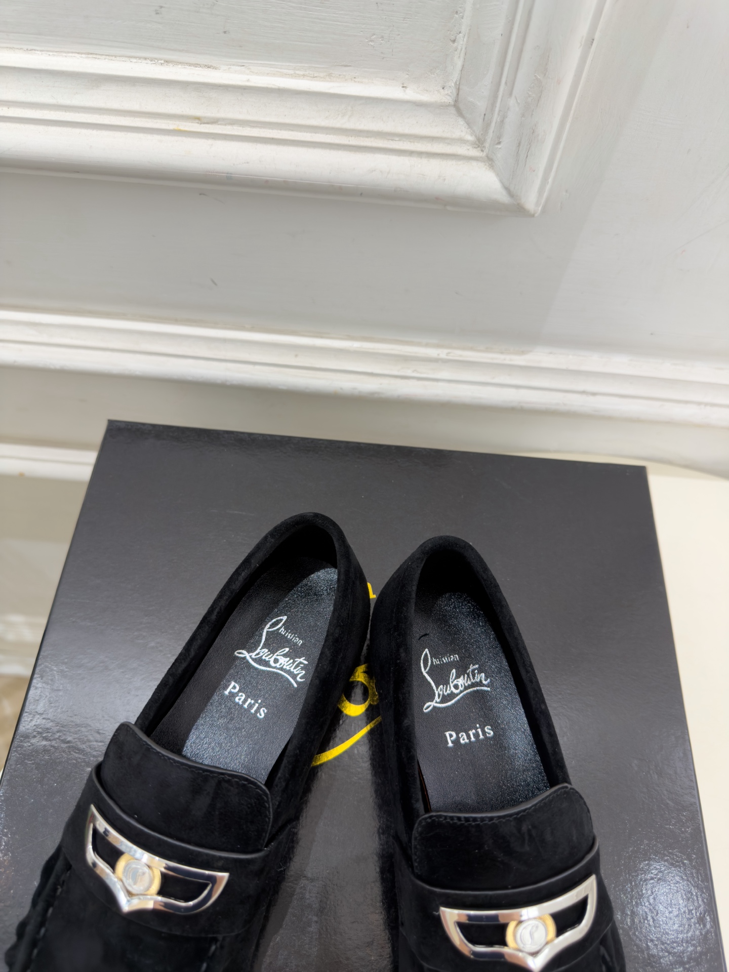Christian Louboutin路铂廷 26ss ✨ 2026秋冬新品 CL复古褶皱情侣款乐福鞋 小皮鞋系列，顶级