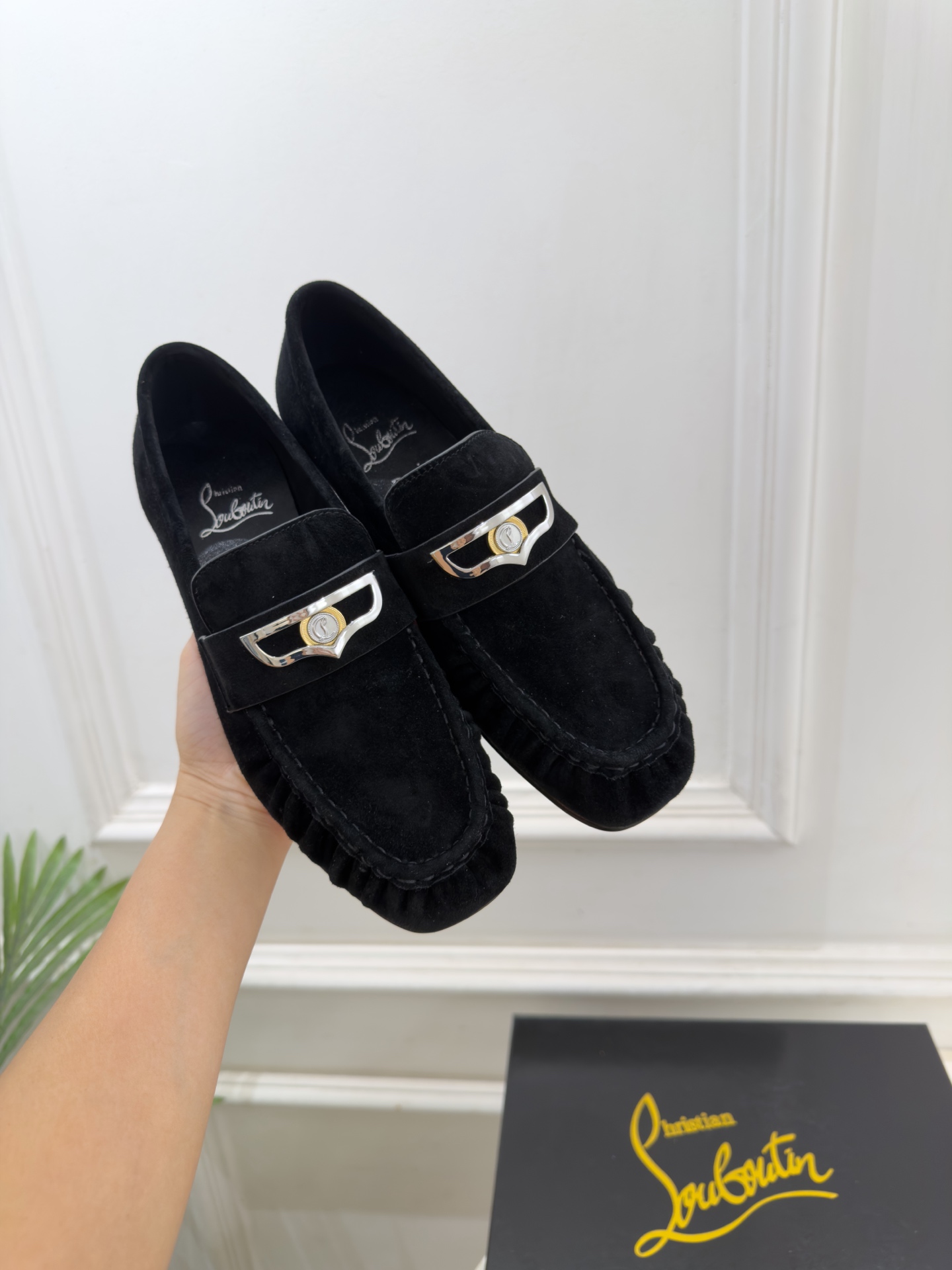Christian Louboutin路铂廷 26ss ✨ 2026秋冬新品 CL复古褶皱情侣款乐福鞋 小皮鞋系列，顶级