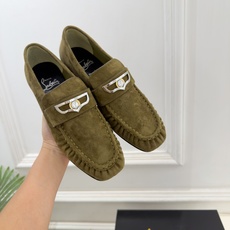 Christian Louboutin路铂廷 26ss ✨ 2026秋冬新品 CL复古褶皱情侣款乐福鞋 小皮鞋系列,顶级 Christian Louboutin路铂廷 26ss ✨ 2026秋冬新品 CL复古褶皱情侣款乐福鞋 小皮鞋系列,顶级