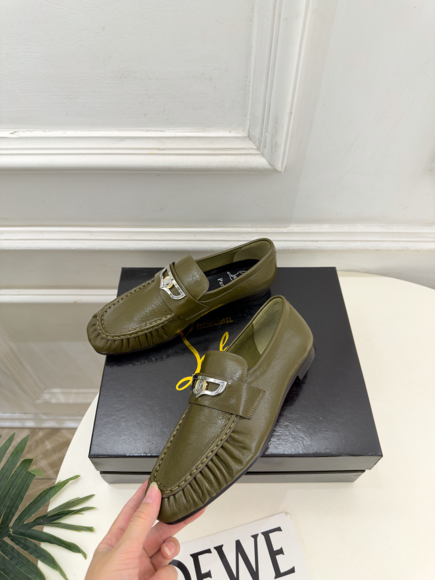 Christian Louboutin路铂廷 26ss ✨ 2026秋冬新品 CL复古褶皱情侣款乐福鞋 小皮鞋系列，顶级