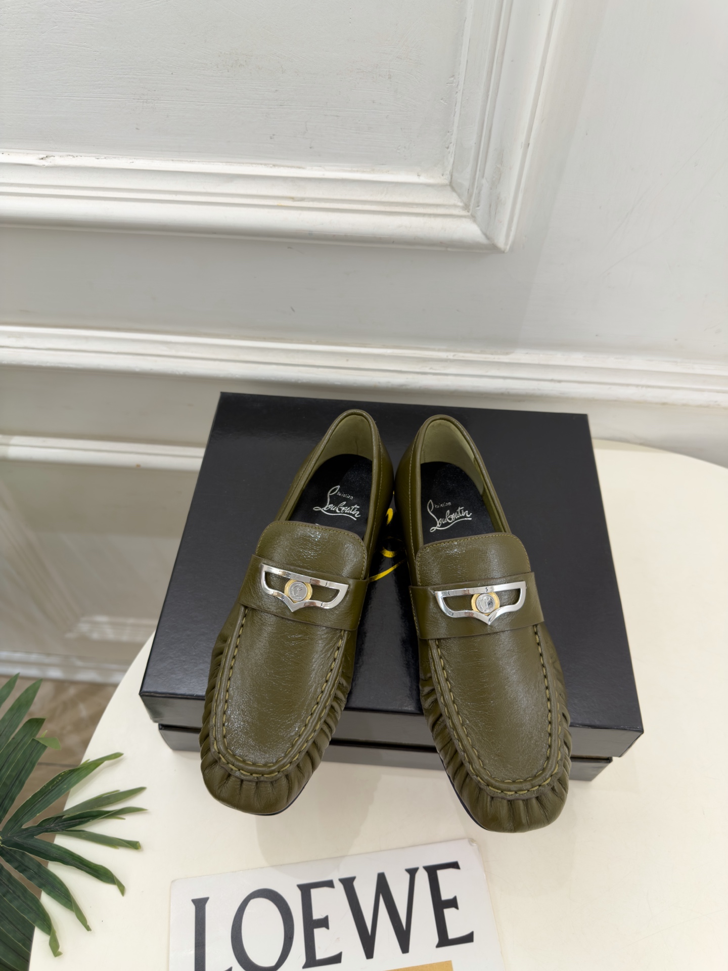 Christian Louboutin路铂廷 26ss ✨ 2026秋冬新品 CL复古褶皱情侣款乐福鞋 小皮鞋系列，顶级