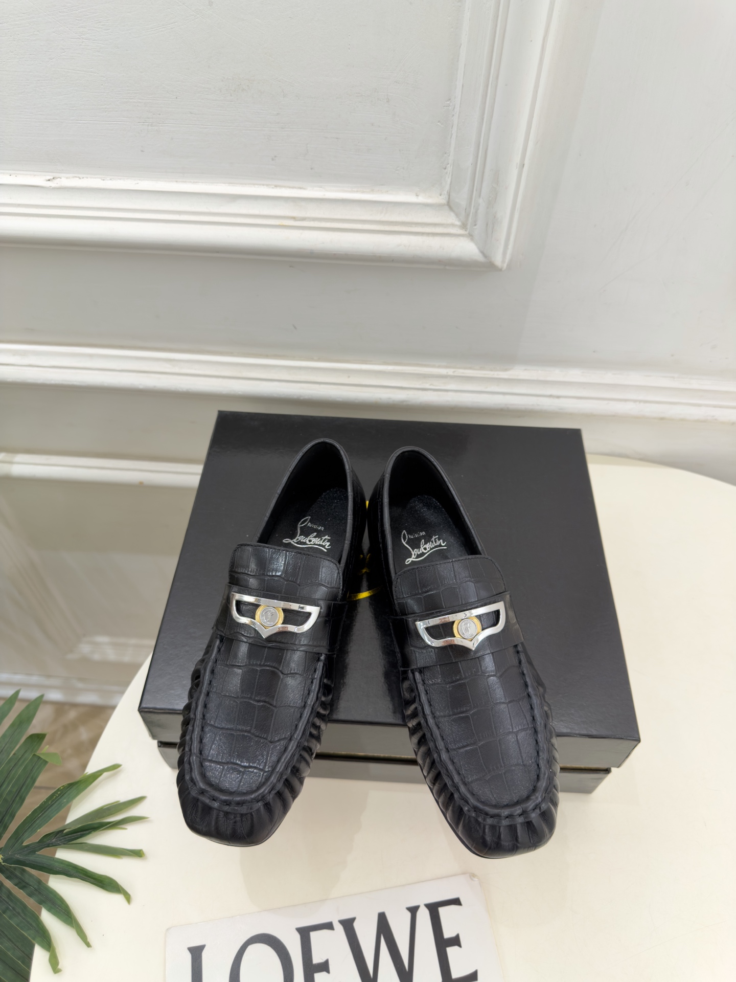 Christian Louboutin路铂廷 26ss ✨ 2026秋冬新品 CL复古褶皱情侣款乐福鞋 小皮鞋系列，顶级