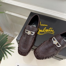 Christian Louboutin路铂廷 26ss ✨ 2026秋冬新品 CL复古褶皱情侣款乐福鞋 小皮鞋系列,顶级 Christian Louboutin路铂廷 26ss ✨ 2026秋冬新品 CL复古褶皱情侣款乐福鞋 小皮鞋系列,顶级