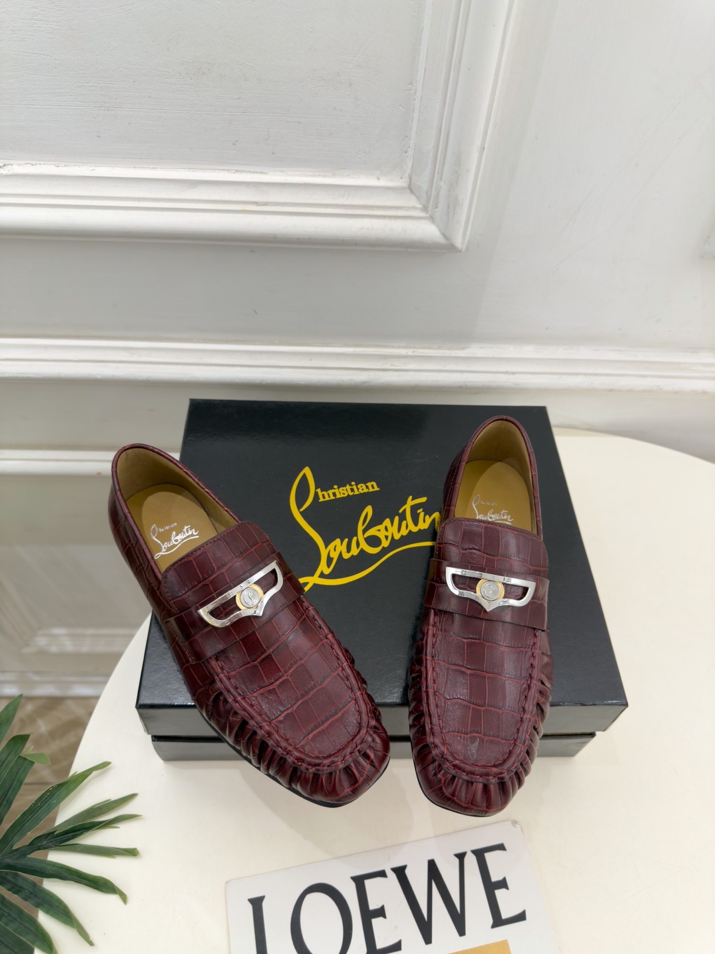 Christian Louboutin路铂廷 26ss ✨ 2026秋冬新品 CL复古褶皱情侣款乐福鞋 小皮鞋系列，顶级