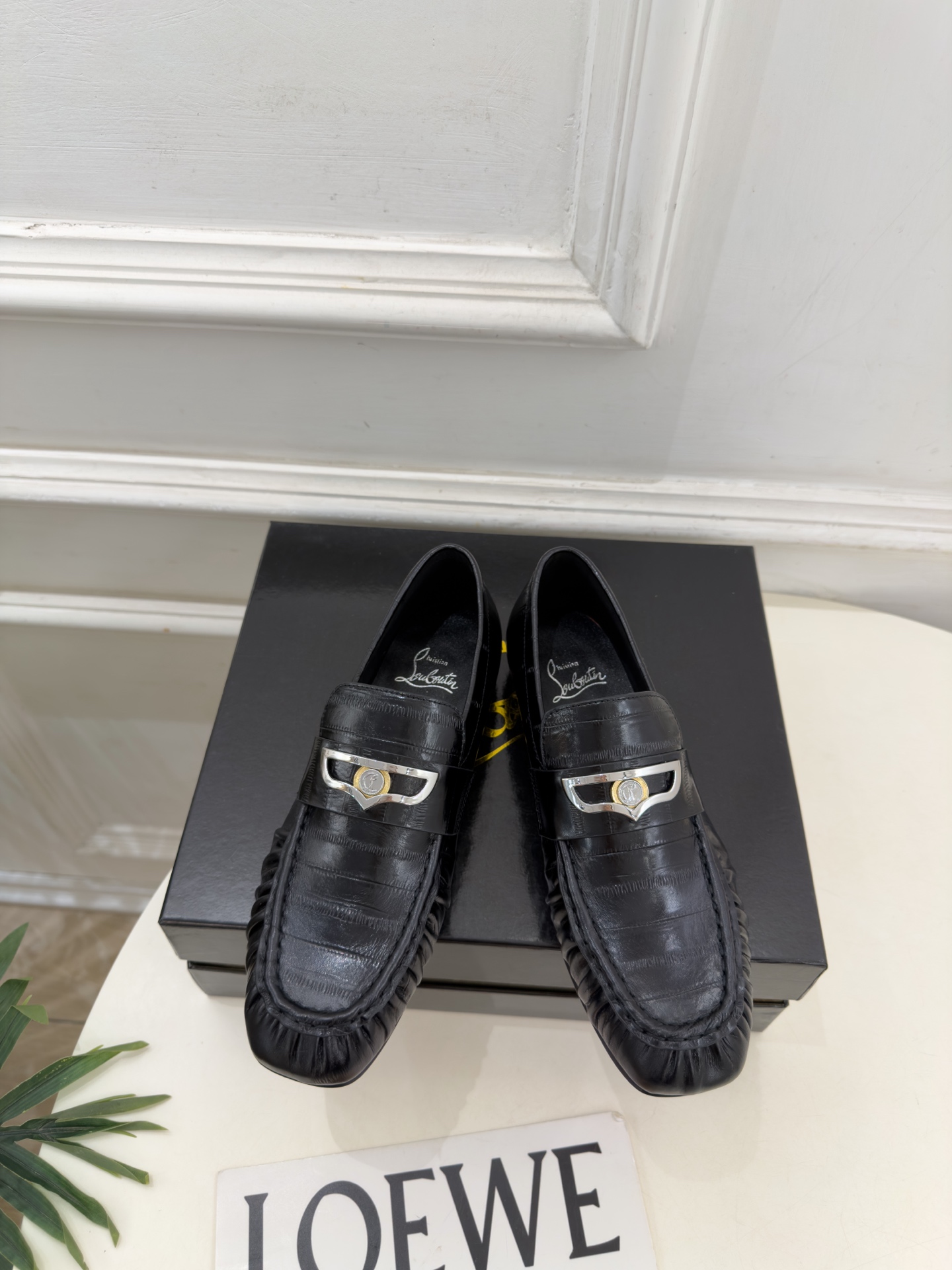 Christian Louboutin路铂廷 26ss ✨ 2026秋冬新品 CL复古褶皱情侣款乐福鞋 小皮鞋系列，顶级