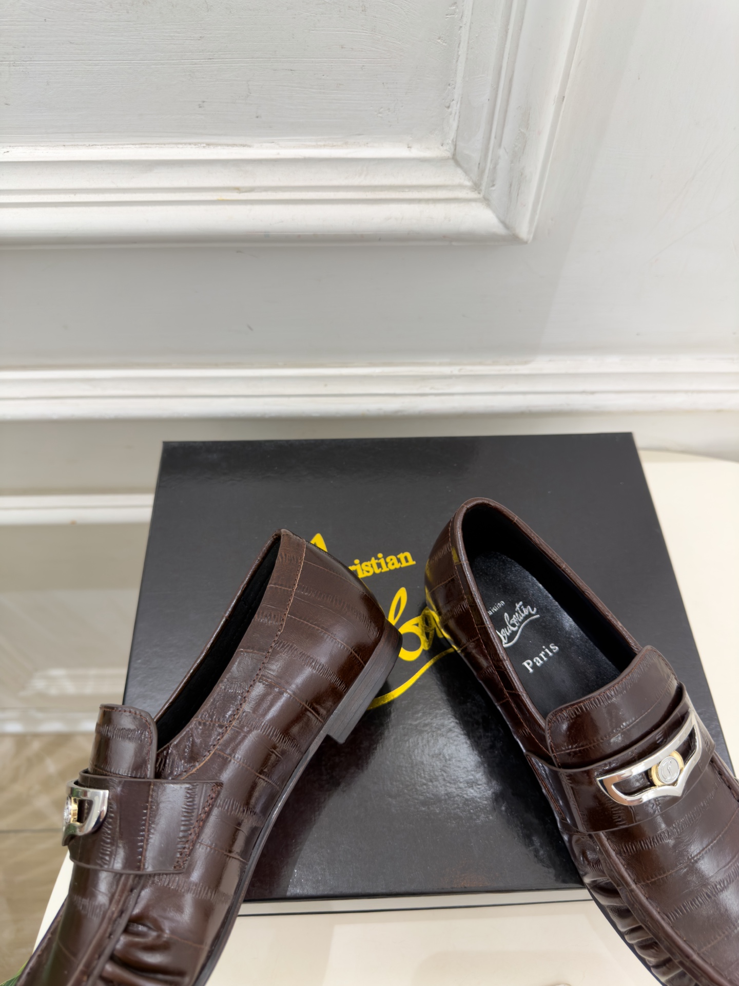 Christian Louboutin路铂廷 26ss ✨ 2026秋冬新品 CL复古褶皱情侣款乐福鞋 小皮鞋系列，顶级