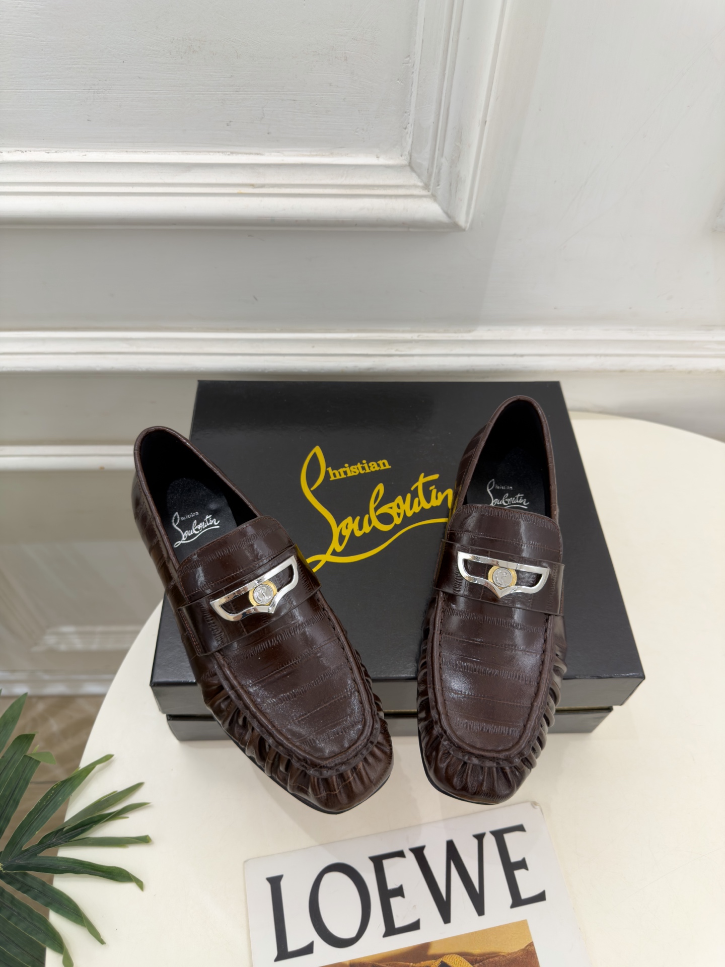 Christian Louboutin路铂廷 26ss ✨ 2026秋冬新品 CL复古褶皱情侣款乐福鞋 小皮鞋系列，顶级