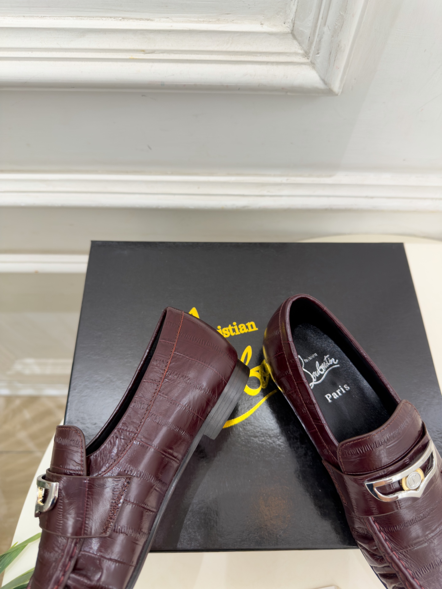 Christian Louboutin路铂廷 26ss ✨ 2026秋冬新品 CL复古褶皱情侣款乐福鞋 小皮鞋系列，顶级