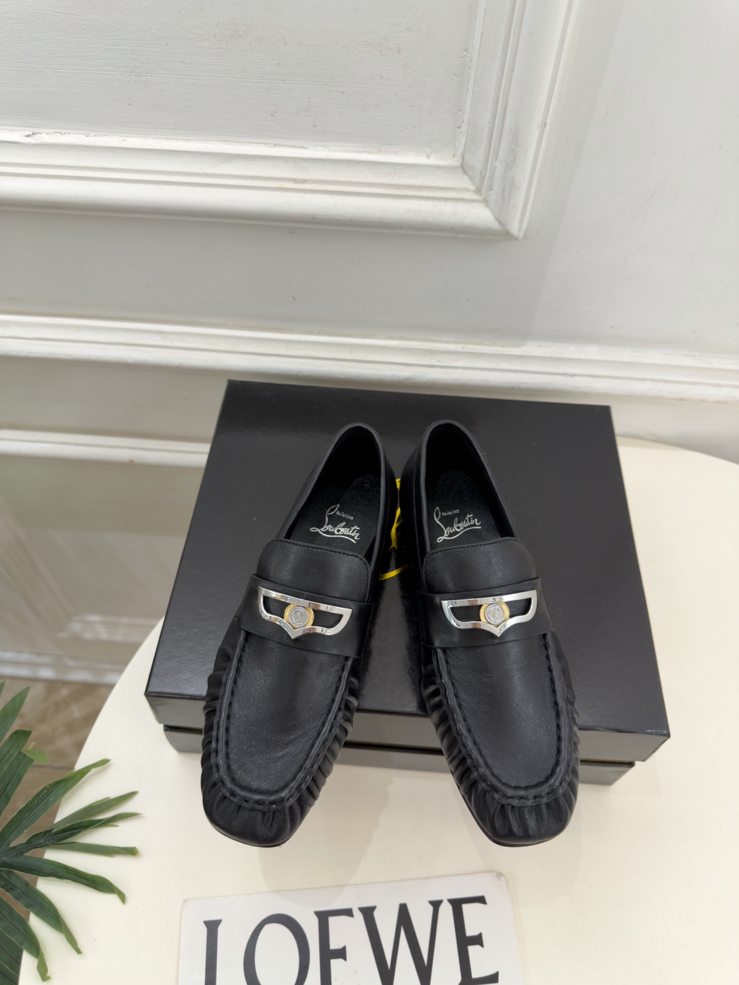 Christian Louboutin路铂廷 26ss ✨ 2026秋冬新品 CL复古褶皱情侣款乐福鞋 小皮鞋系列，顶级