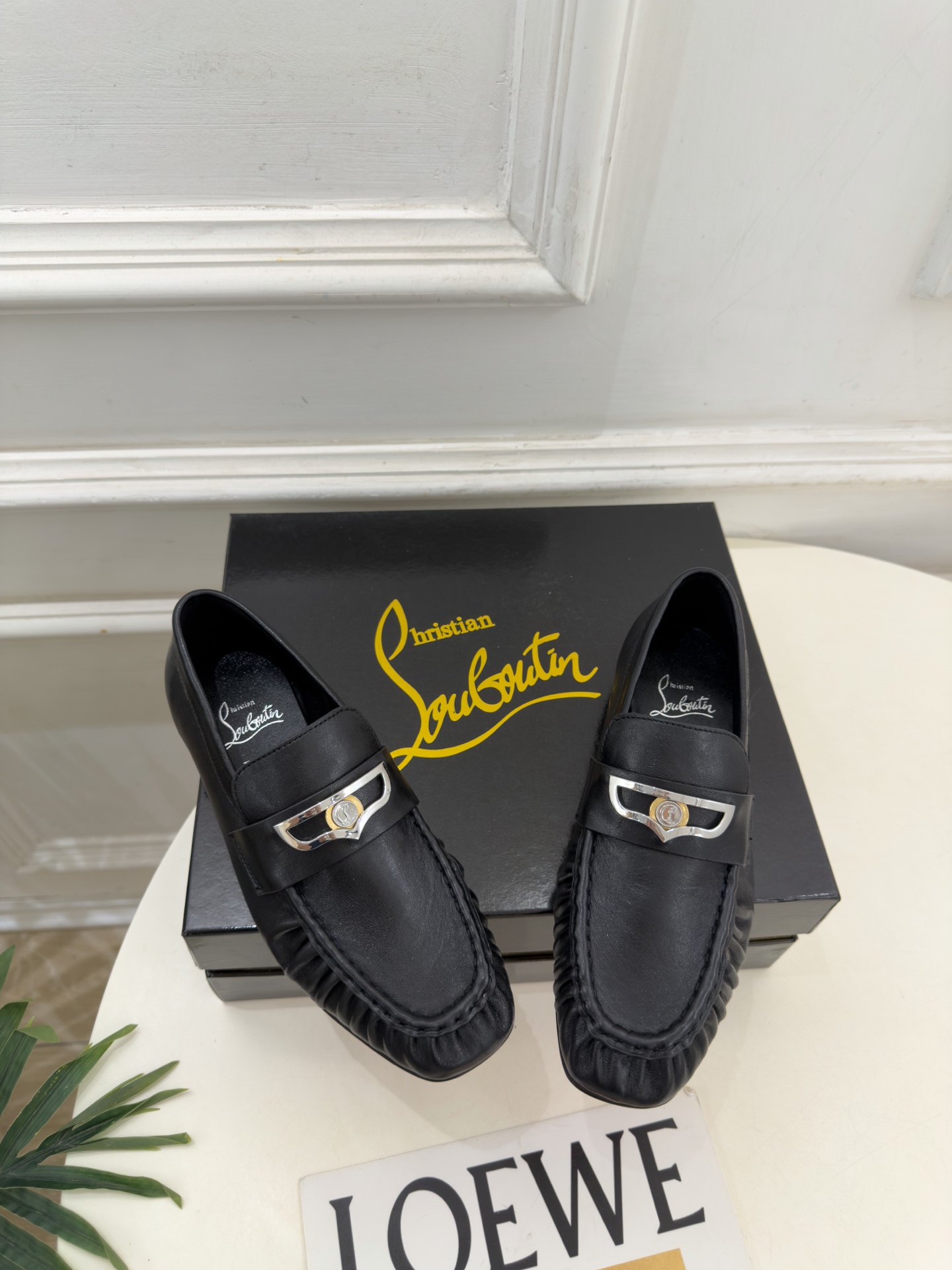 Christian Louboutin路铂廷 26ss ✨ 2026秋冬新品 CL复古褶皱情侣款乐福鞋 小皮鞋系列，顶级