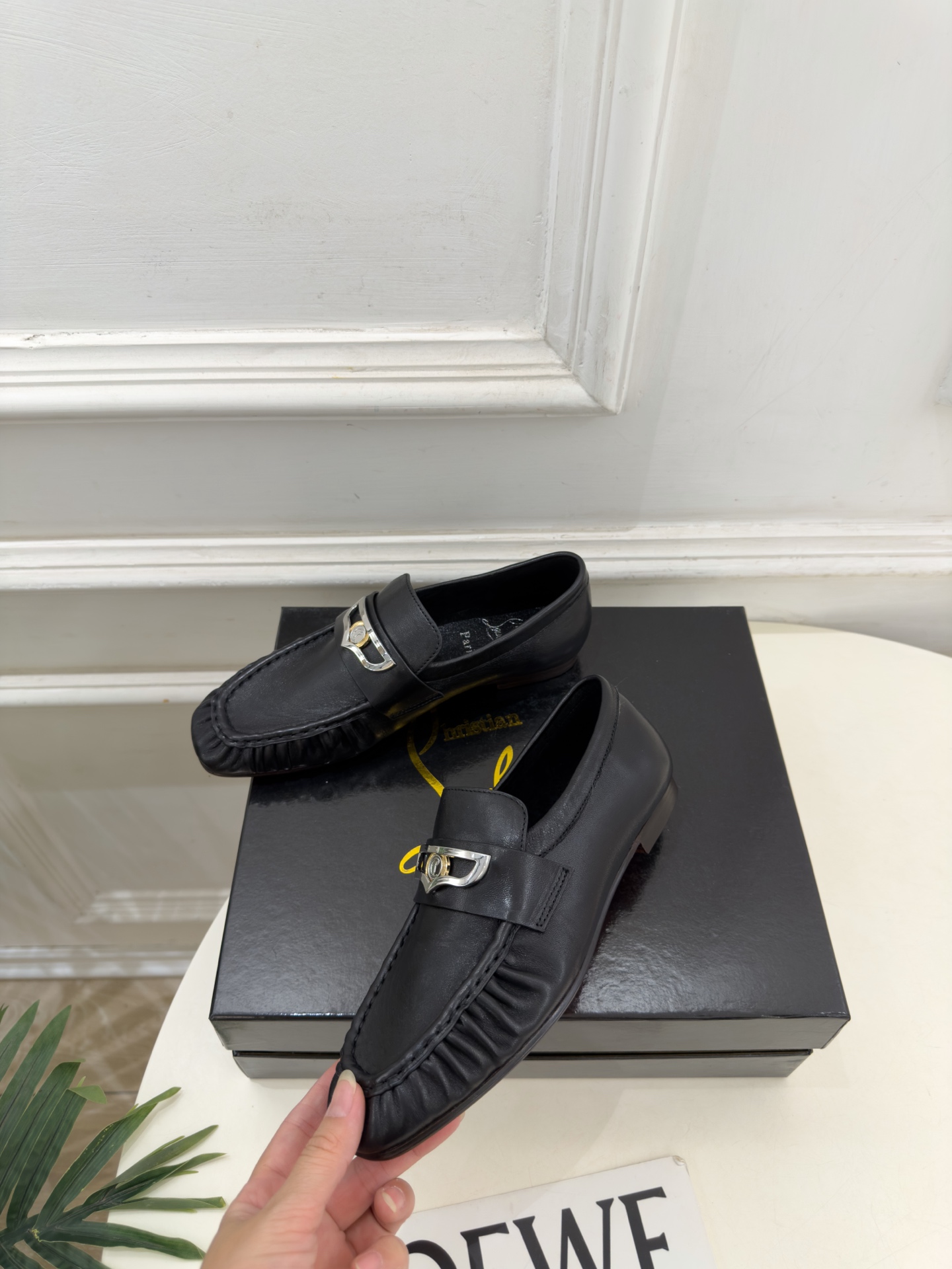 Christian Louboutin路铂廷 26ss ✨ 2026秋冬新品 CL复古褶皱情侣款乐福鞋 小皮鞋系列，顶级