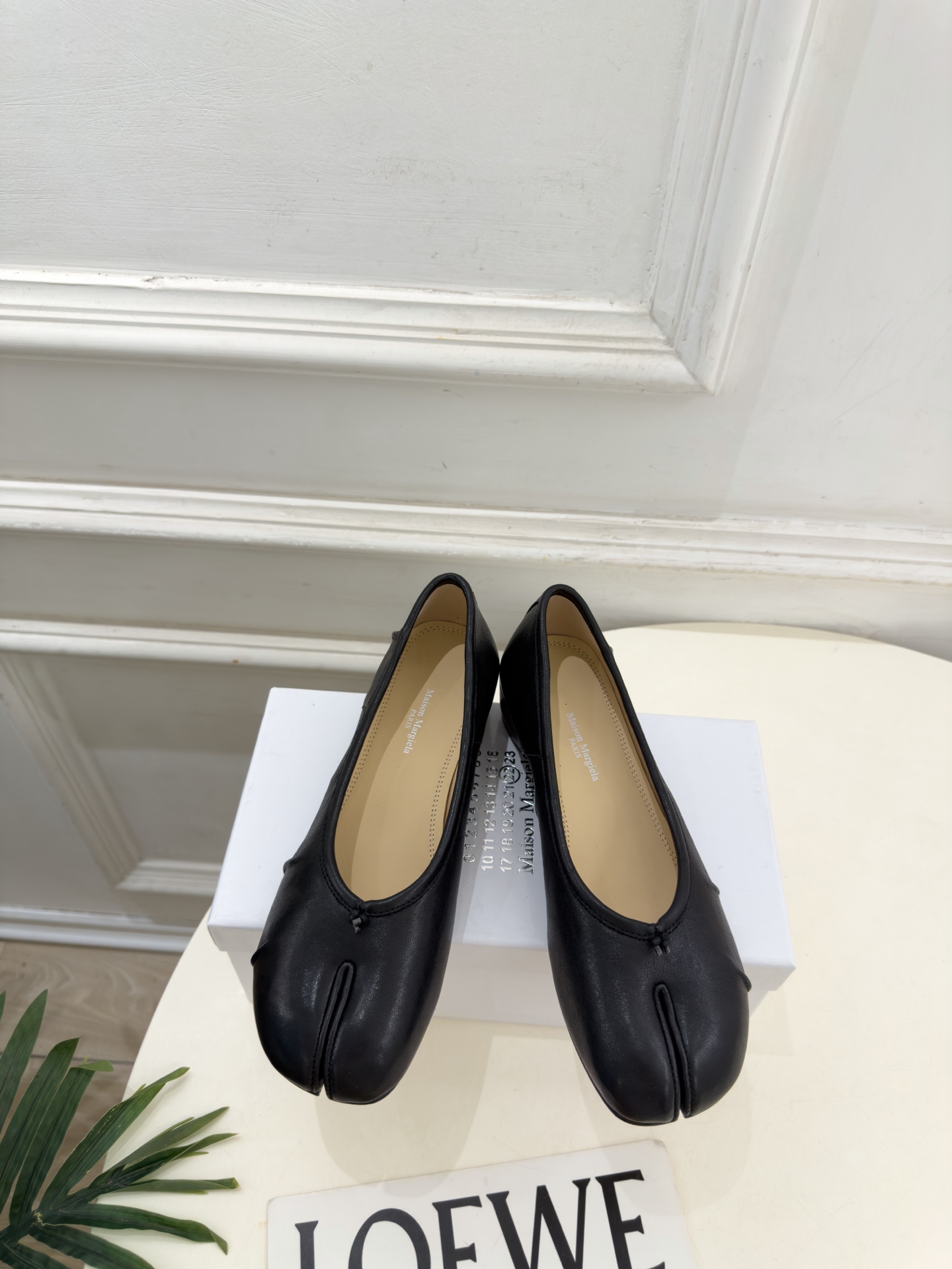 Maison Margiela· 马吉拉26𝐬𝐬  2026秋冬新品 MM6分趾褶皱内增高芭蕾鞋———————— MM6