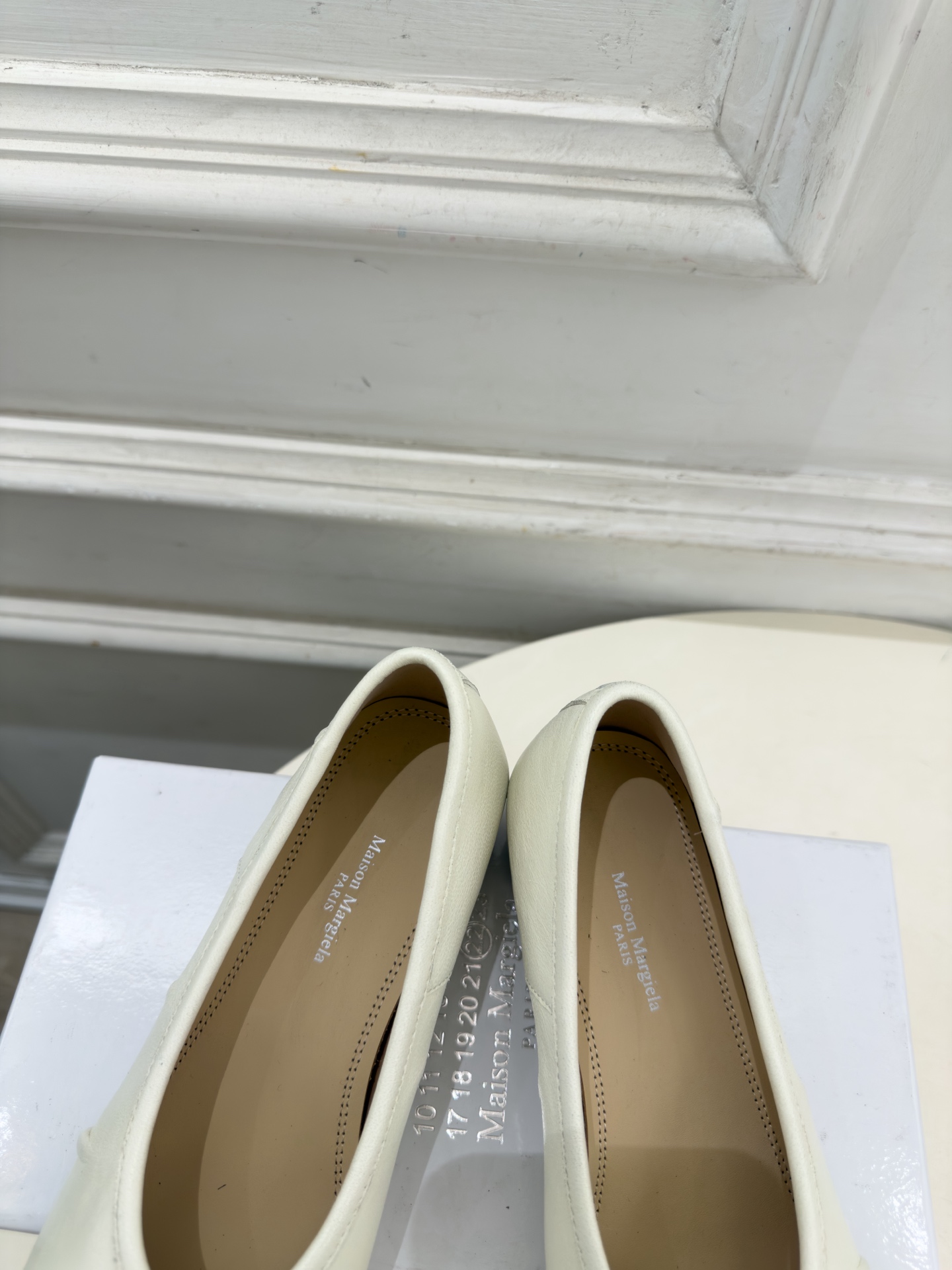 Maison Margiela· 马吉拉26𝐬𝐬 2026秋冬新品 MM6分趾褶皱内增高芭蕾鞋———————— MM6 Maison Margiela· 马吉拉26𝐬𝐬 2026秋冬新品 MM6分趾褶皱内增高芭蕾鞋———————— MM6