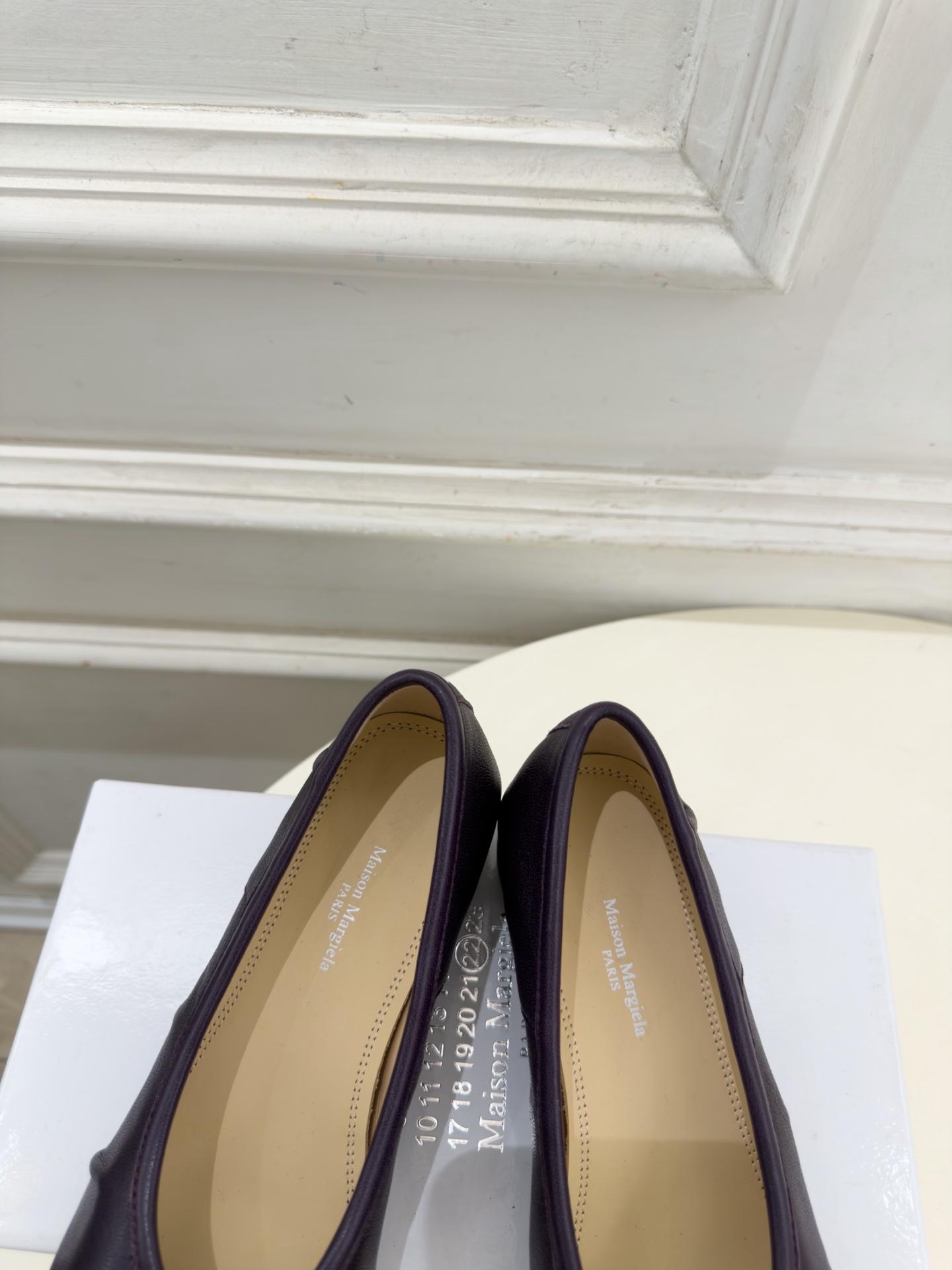 Maison Margiela· 马吉拉26𝐬𝐬  2026秋冬新品 MM6分趾褶皱内增高芭蕾鞋———————— MM6