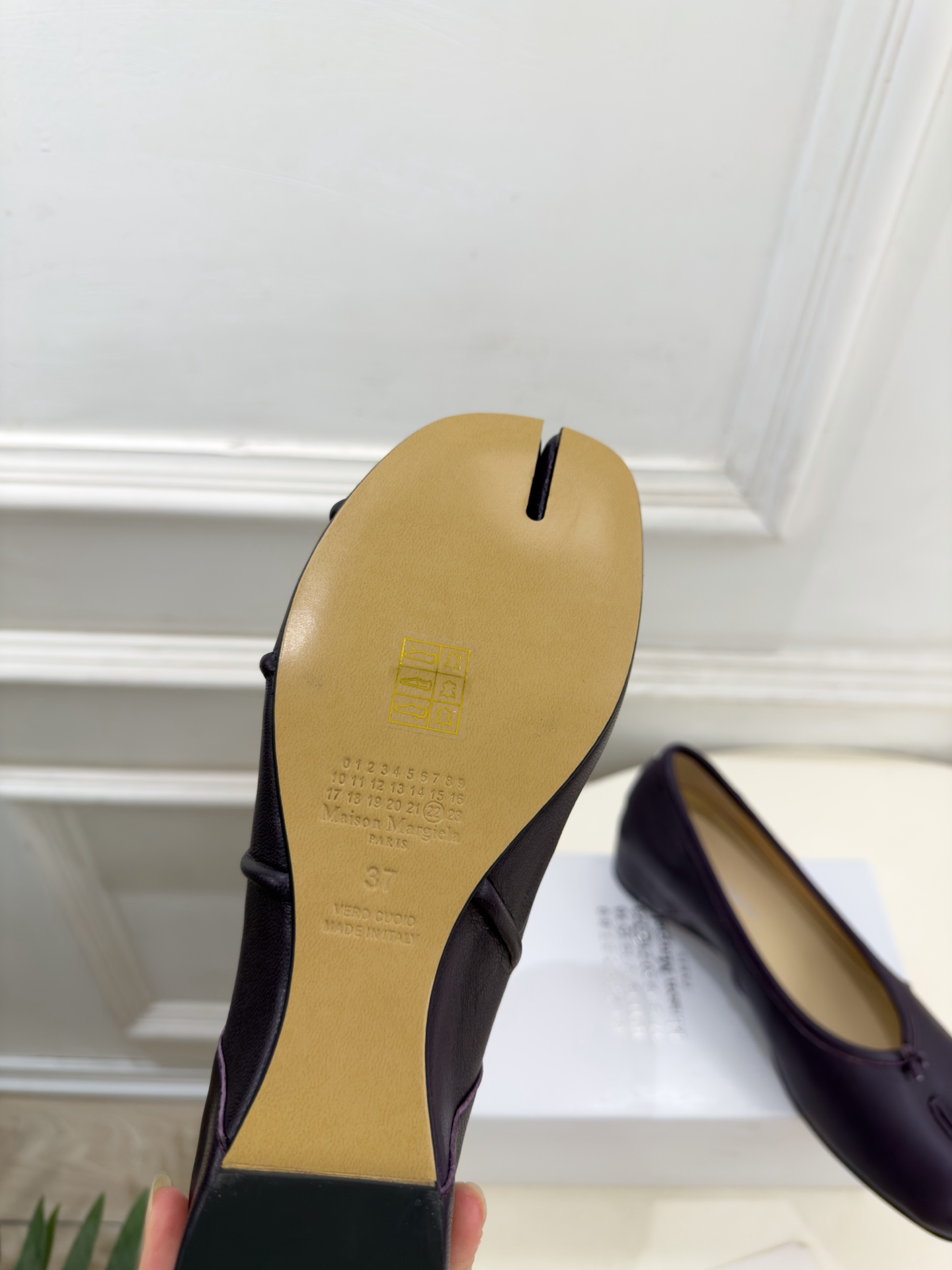 Maison Margiela· 马吉拉26𝐬𝐬  2026秋冬新品 MM6分趾褶皱内增高芭蕾鞋———————— MM6