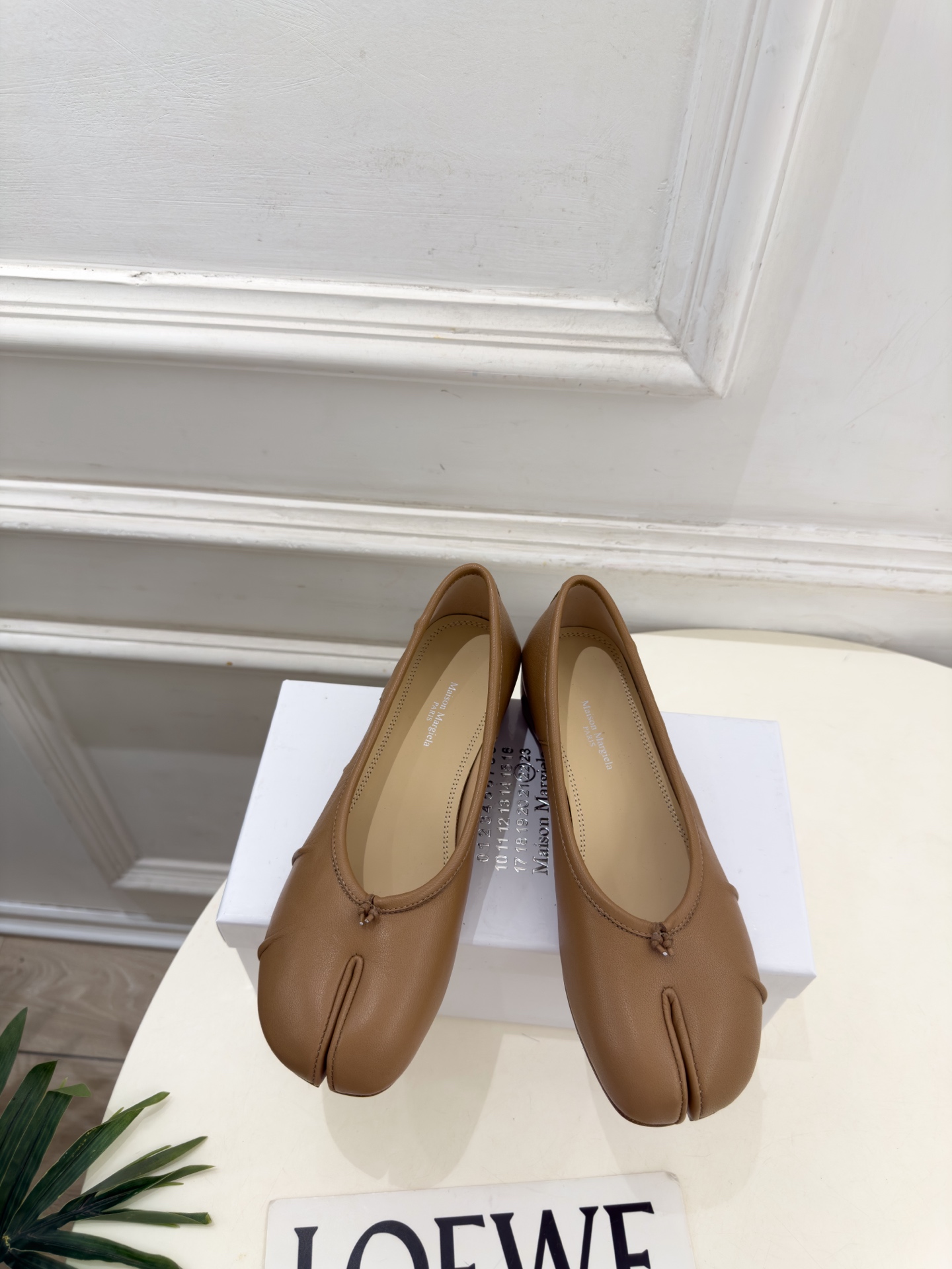 Maison Margiela· 马吉拉26𝐬𝐬  2026秋冬新品 MM6分趾褶皱内增高芭蕾鞋———————— MM6